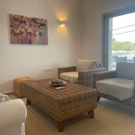 קלאמי Villa Elsi Upper Apartment מראה חיצוני תמונה