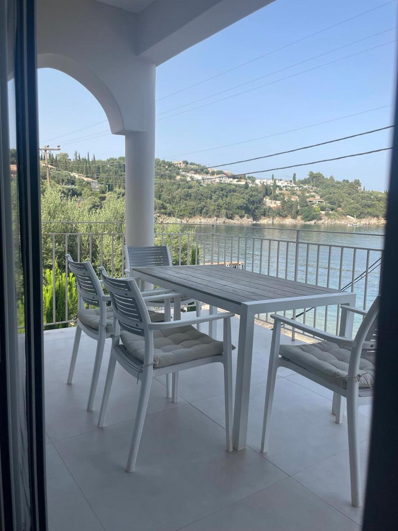 קלאמי Villa Elsi Upper Apartment מראה חיצוני תמונה